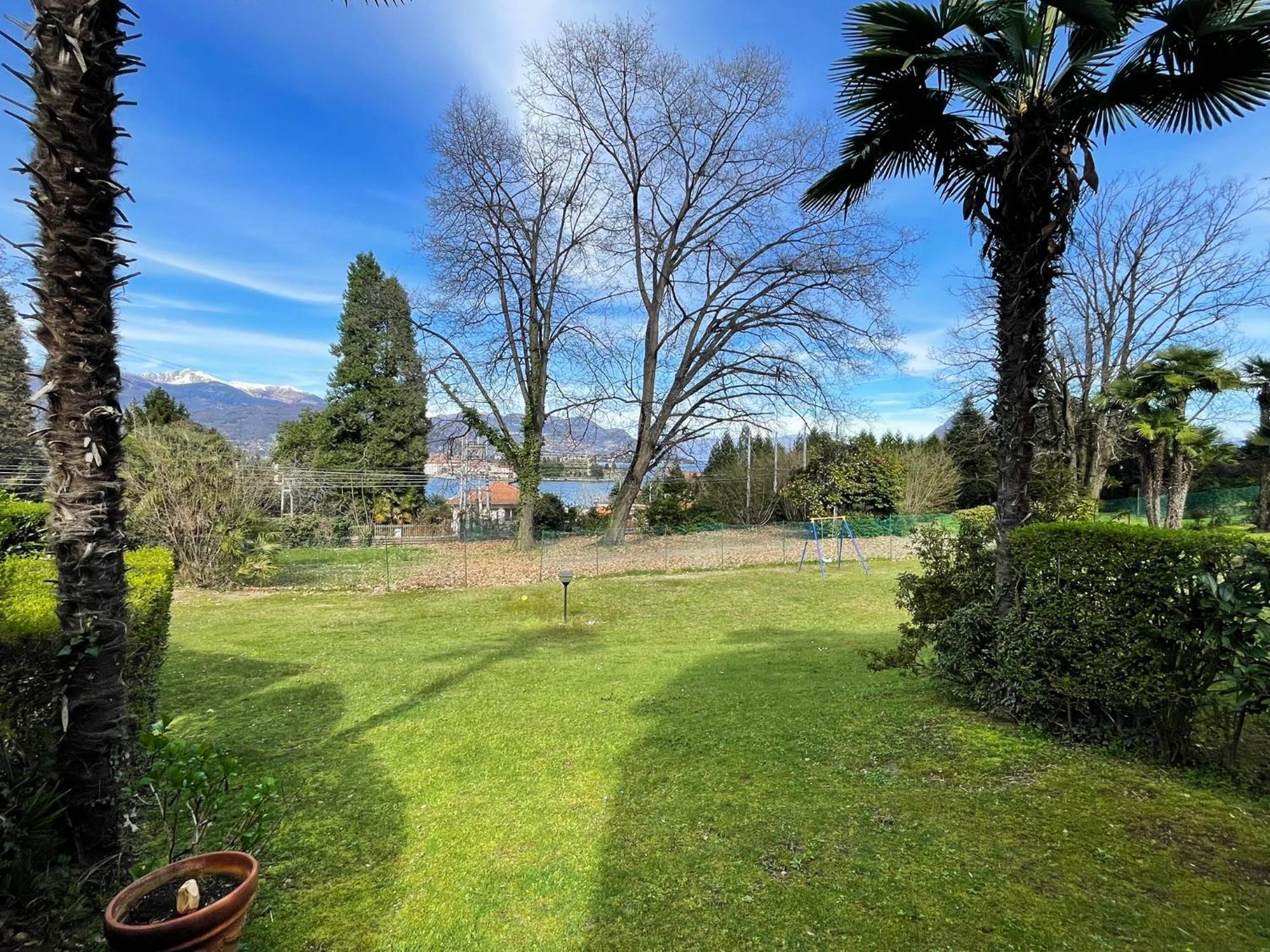 Lovingstresa3 Giardino Del Lago 外观 照片